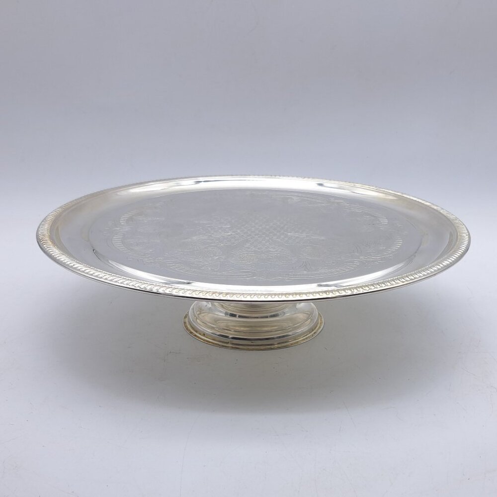 Serving Pedestal